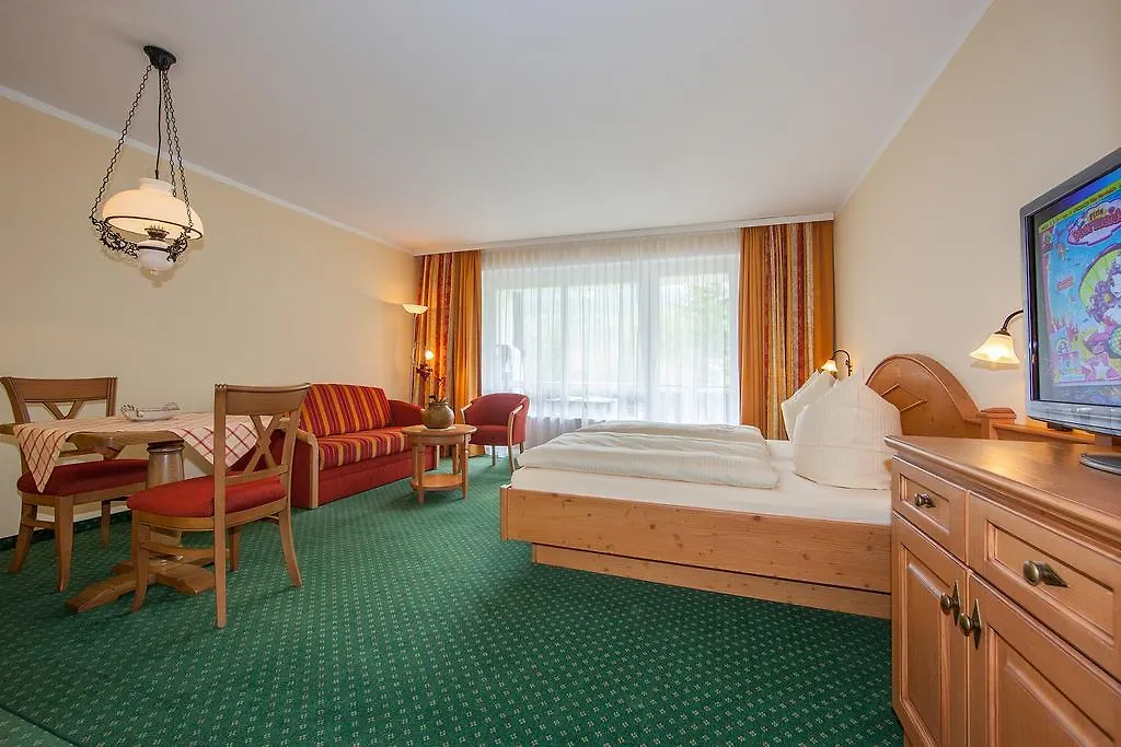 Guest house Gaestehaus Laerchenhang Mittenwald
